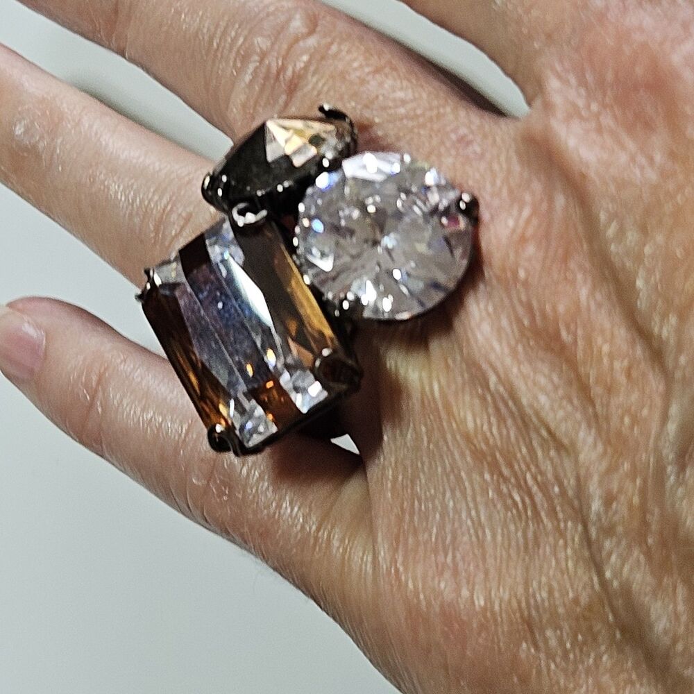 Henri Bendel Triple Crystal Cocktail Statement Bling Ring Size 7 - Picture 6 of 14